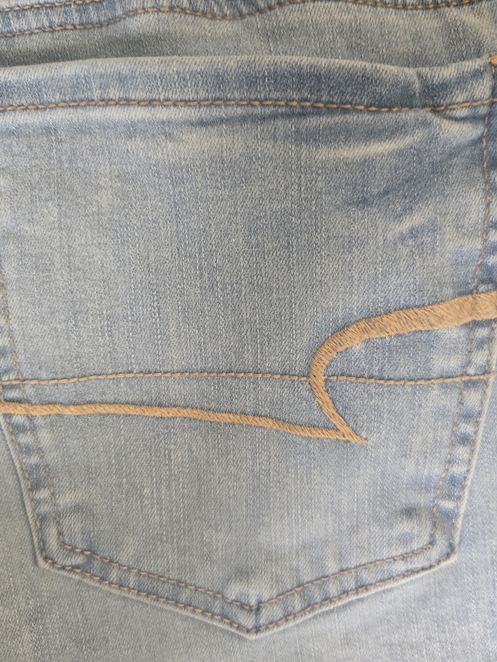 American Eagle Outfitters Light Wash Skinny Jeans - Picture 4 of 5